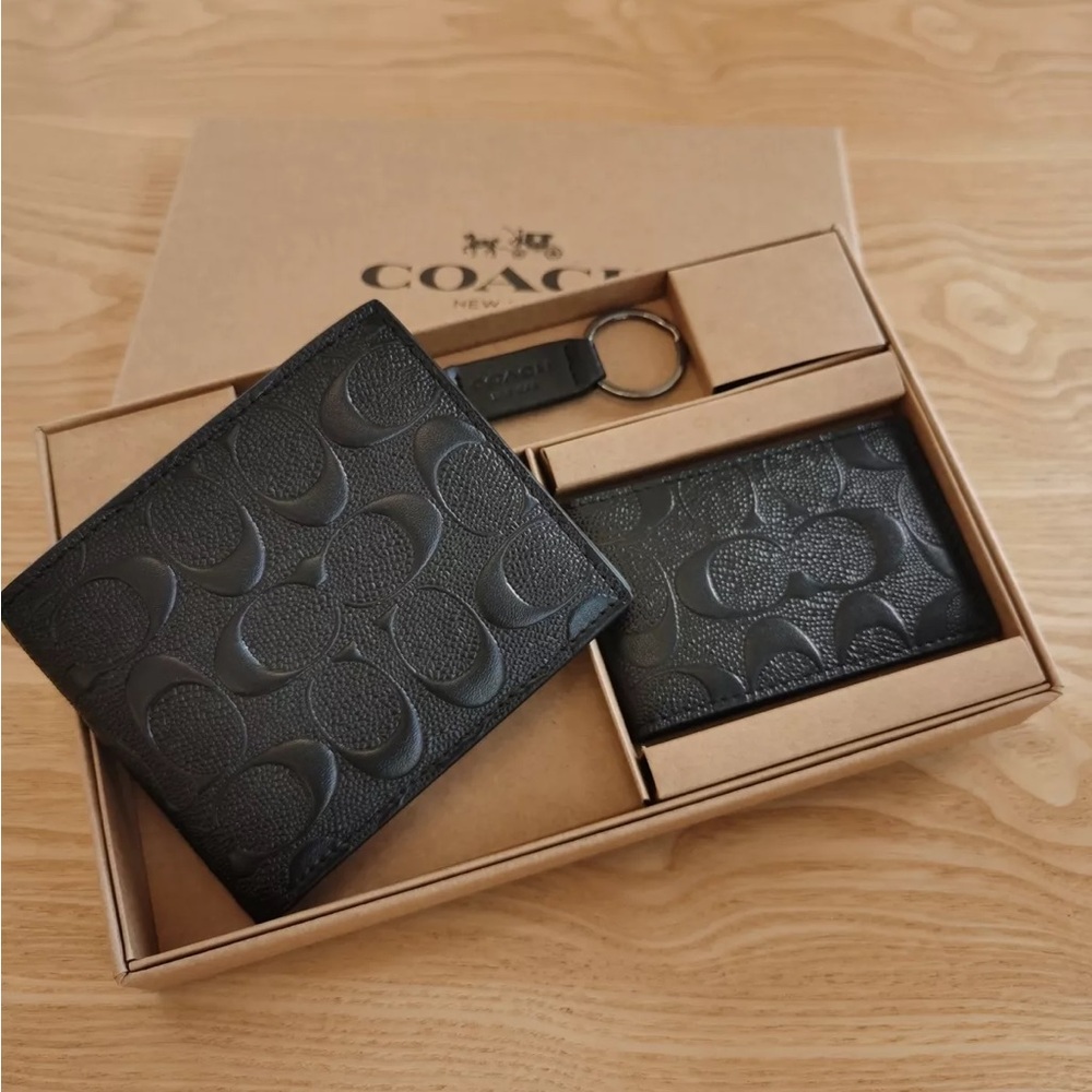 Coach Black Leather Wallet and Keychain Set